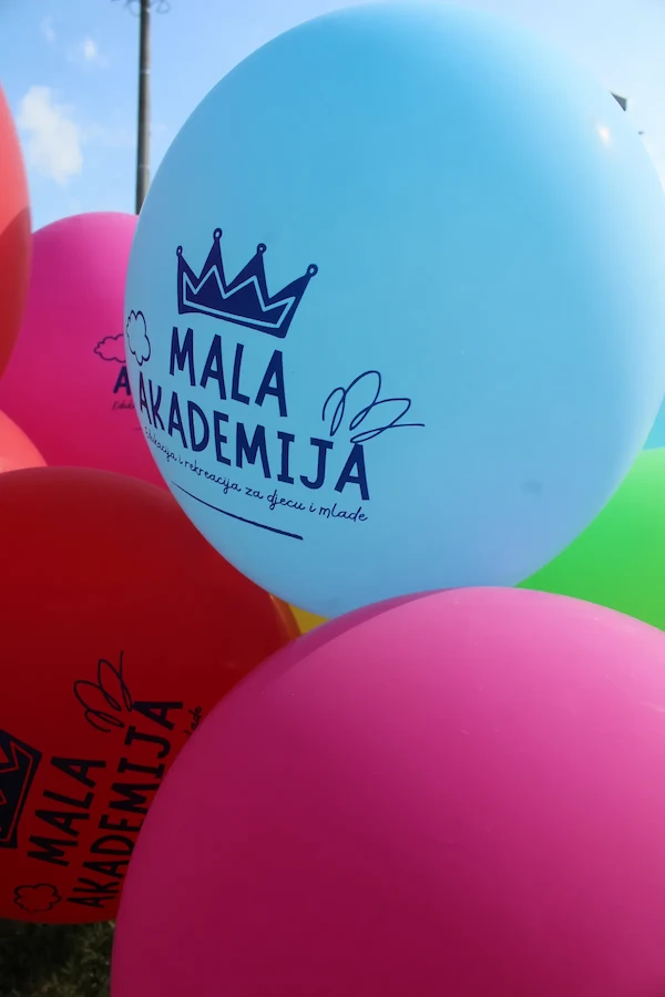 mala akademija baloni